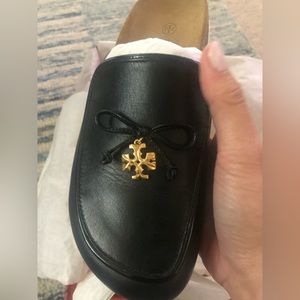 NWB Tory Burch Charm Mule Black Size 7